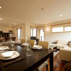  Apartment Shinsetsu